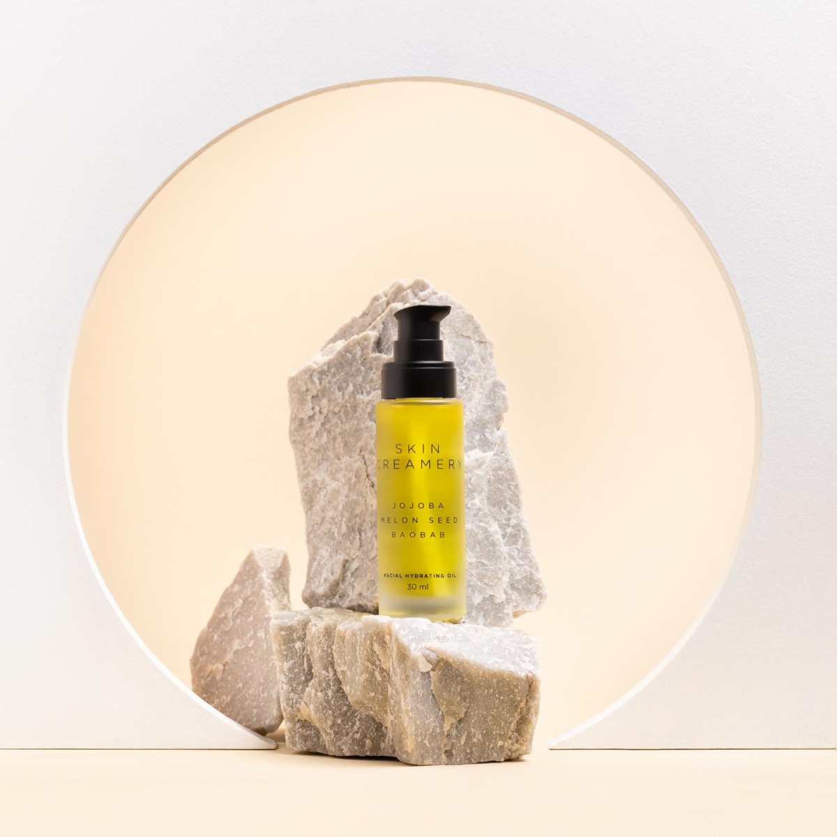 Facial Hydrating Oil & Restoring Treatment - Image 9